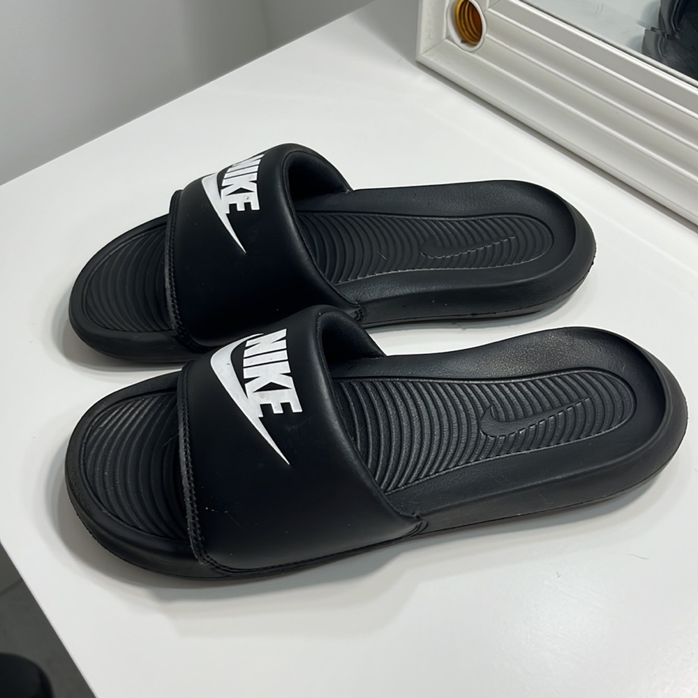 Nike Victori One